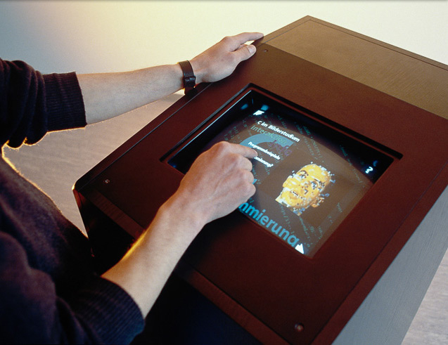 Galerie Bild 21 &mdash; Diplomprojekt GIC, Nikolai Luckow, 1994