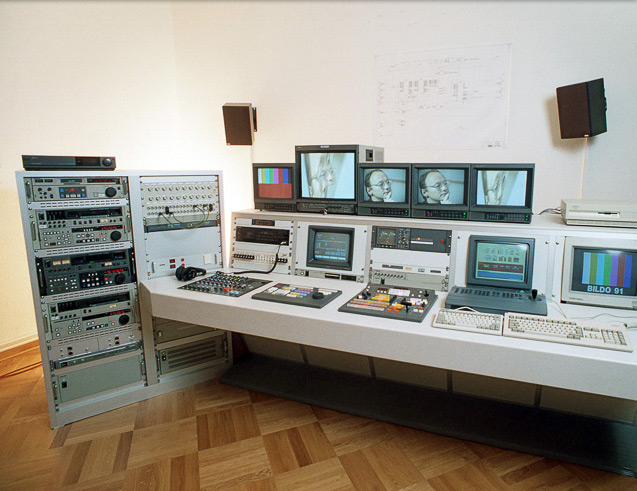 Galerie Bild 18 &mdash; bildo Betacam SP Schnittstudio, Schloßstraße 26, 1992