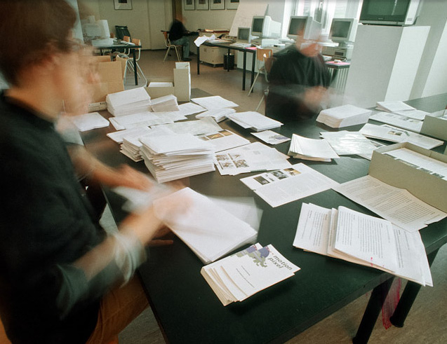 Galerie Bild 8 &mdash; gemeinsame Arbeit am bildo Mailing 1994 